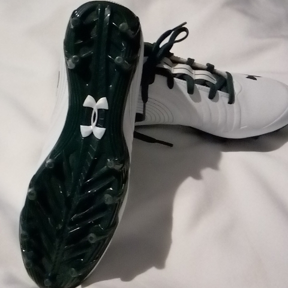 Under armour nitro cleats - Picture 2 of 2
